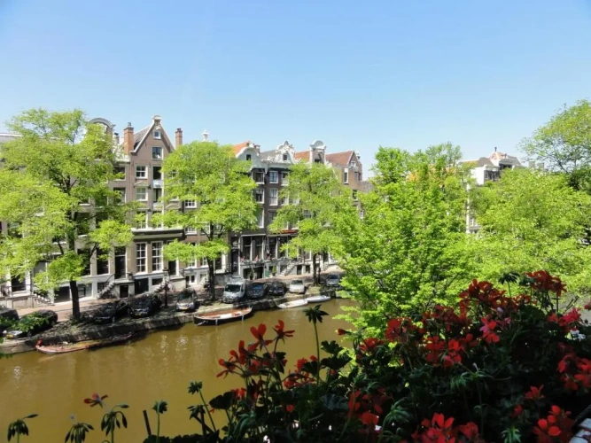 Standard Double room with canal view