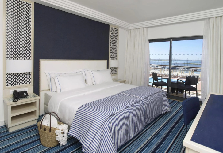Real Marina Residence