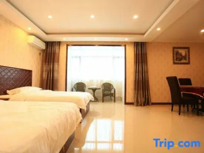 Wuchang Baoli Business Hotel