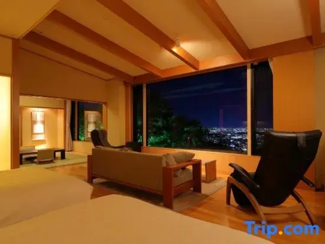 Twin Suite