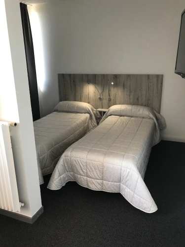 Standard Twin room with balcony