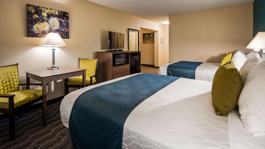 Quadruple Suite