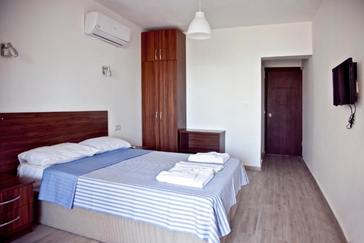 Standard room with garden view