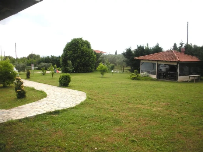 2 Bedrooms Cottage