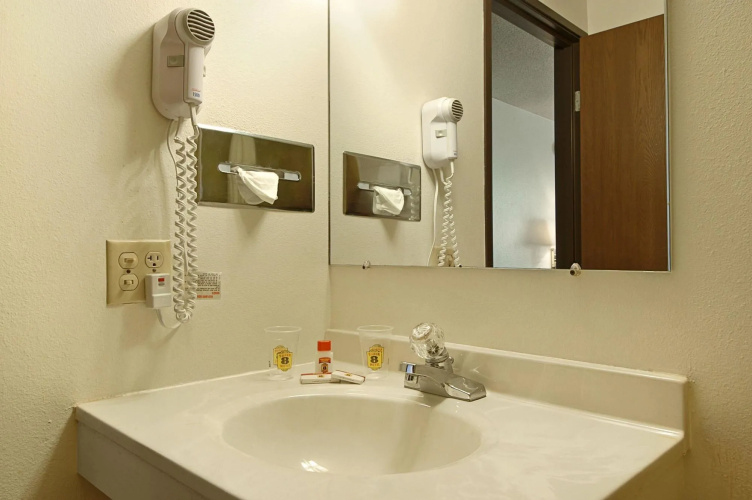The Suite Inn