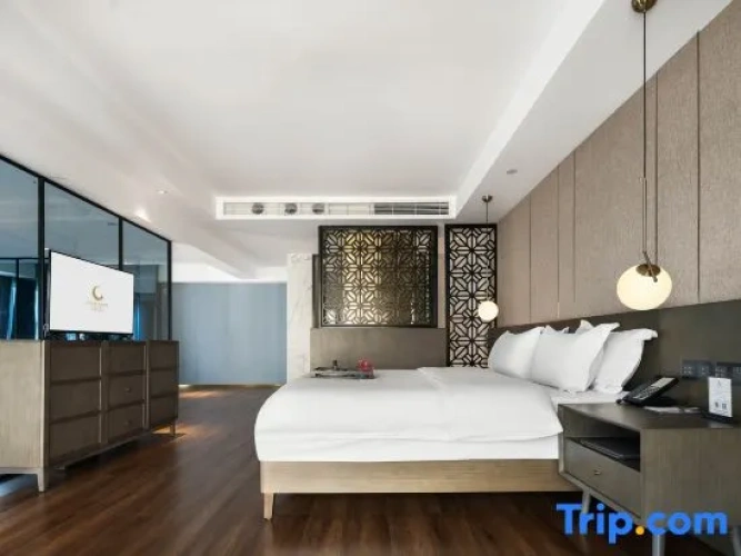 Standard Double room with river view