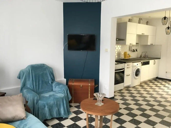 2 Bedrooms Cottage