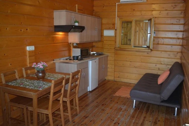 1 Bedroom Bungalow