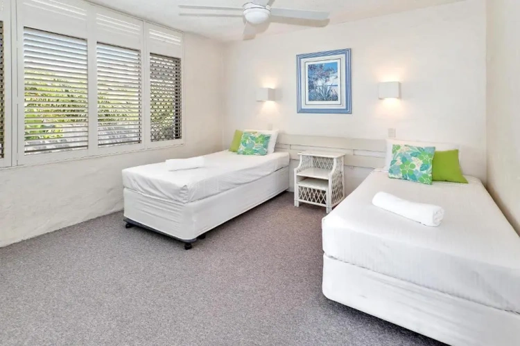 2 Bedrooms Apartment
