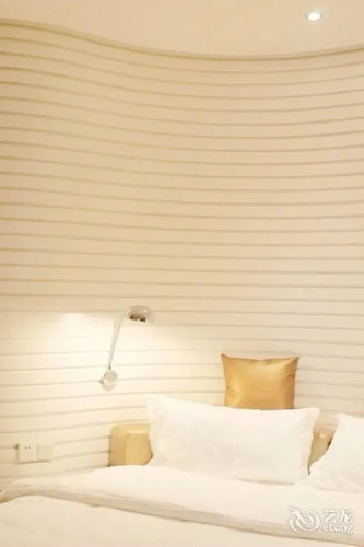 Yi Bai Hotel- Wuhan