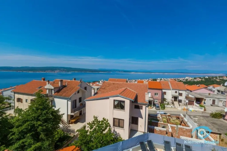 2 Bedrooms Apartment with balcony and with view