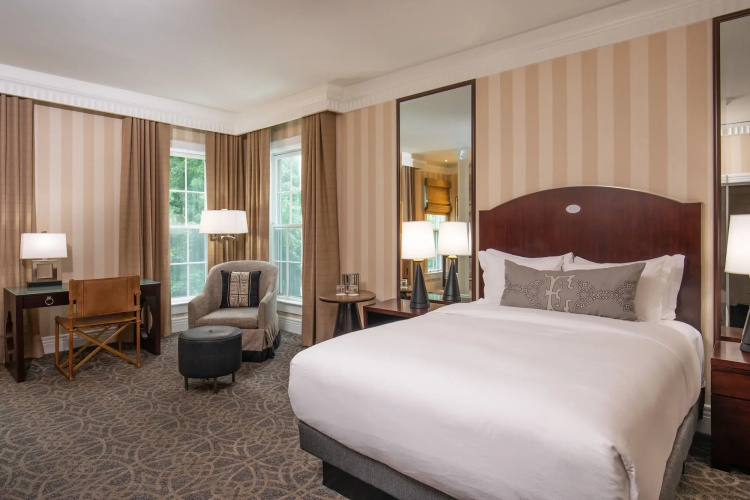 Inns at the Equinox