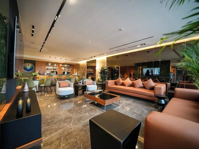 L'Avenue Hotel Apartments