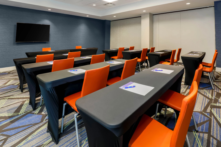 Holiday Inn Express & Suites Downtown Fort Worth photo 22