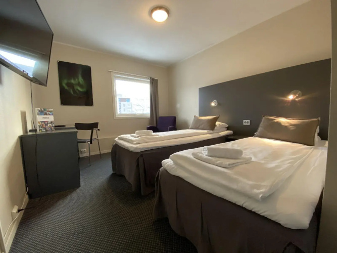 Enter Viking Hotel