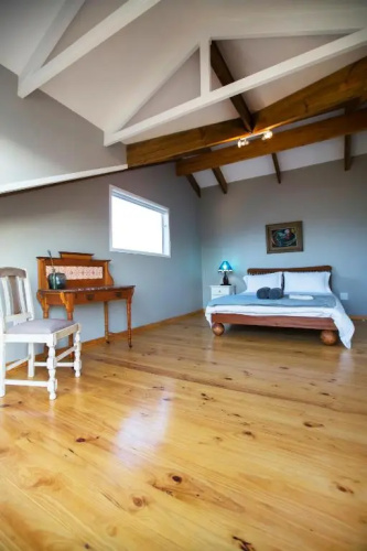 Four Seasons Guesthouse