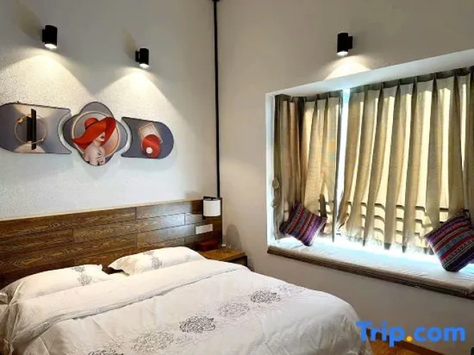 2 Bedrooms Suite