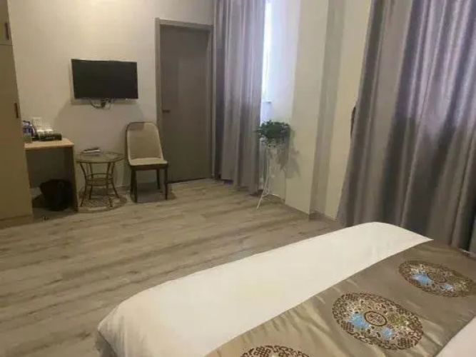 Chongbo Hotel