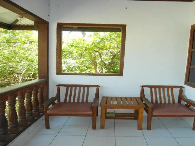 Anda Beach Hotel and Bungalow