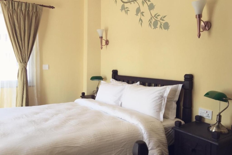Standard Double room with lake view