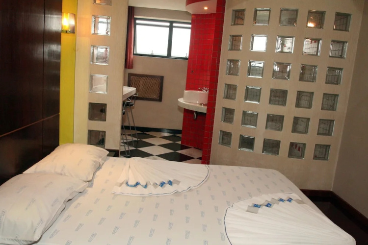 Hotel Platinum