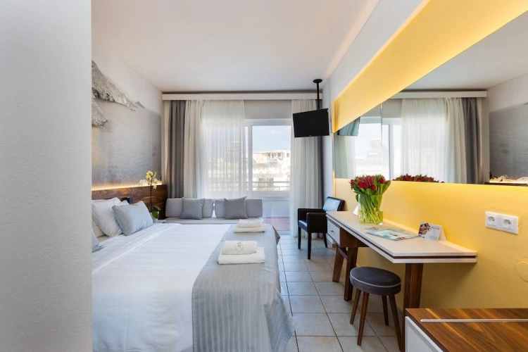 Standard Single room with balcony