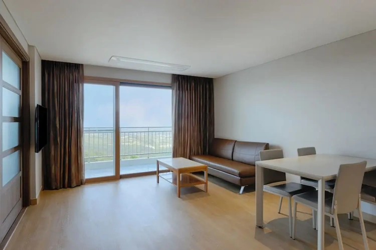 Suite with panoramic view