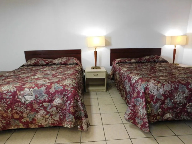 Hillcrest Motel