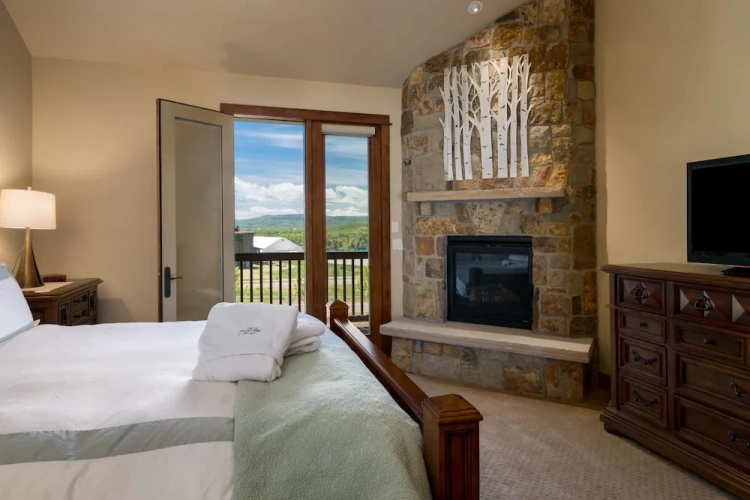 4 Bedrooms Standard room