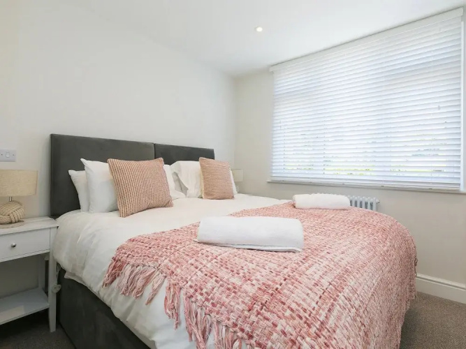 6 Albany Terrace