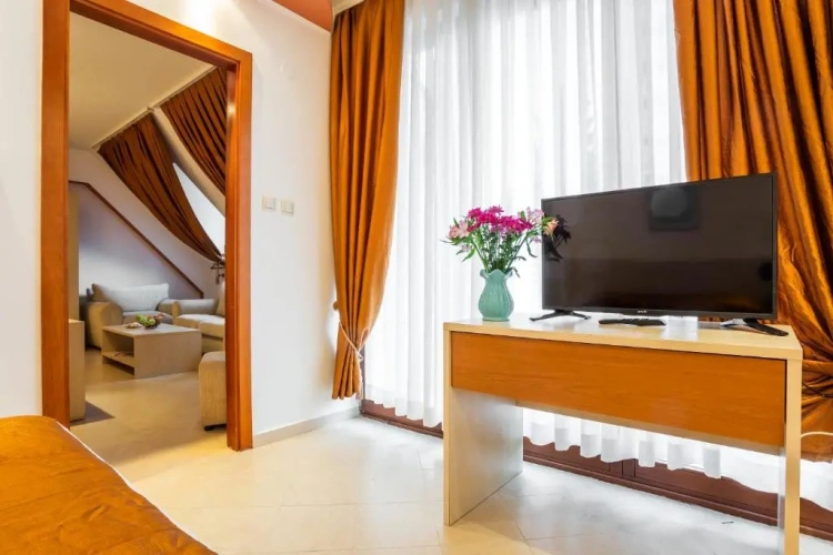 1 Bedroom Suite with balcony
