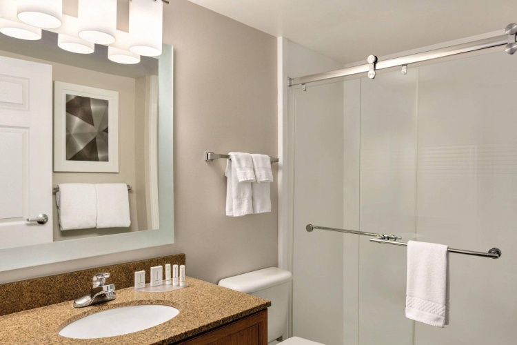 2 Bedrooms Suite