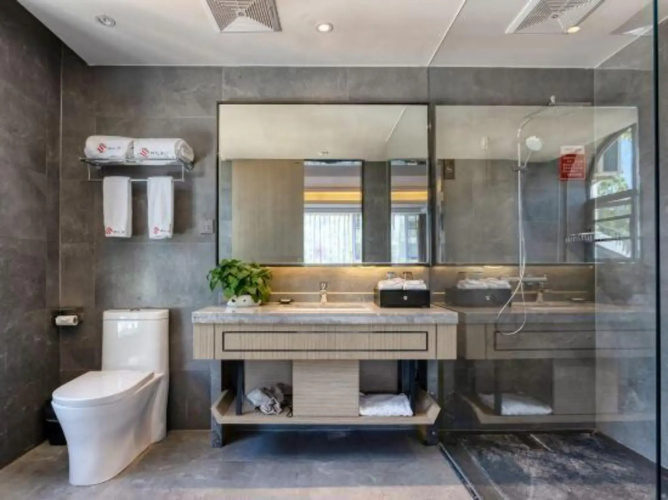 Huzhimeng Hot Spring Hotel