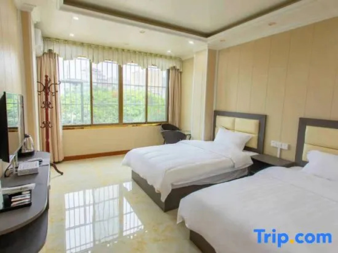 Zhuoxu Business Hotel