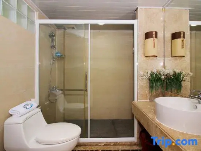 Aiqinhai Theme Hostel
