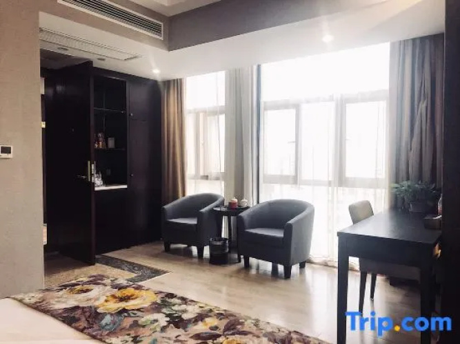 Zhongpu Hotel