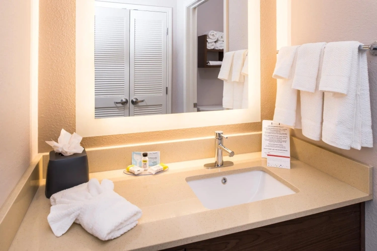 1 Bedroom Double Suite