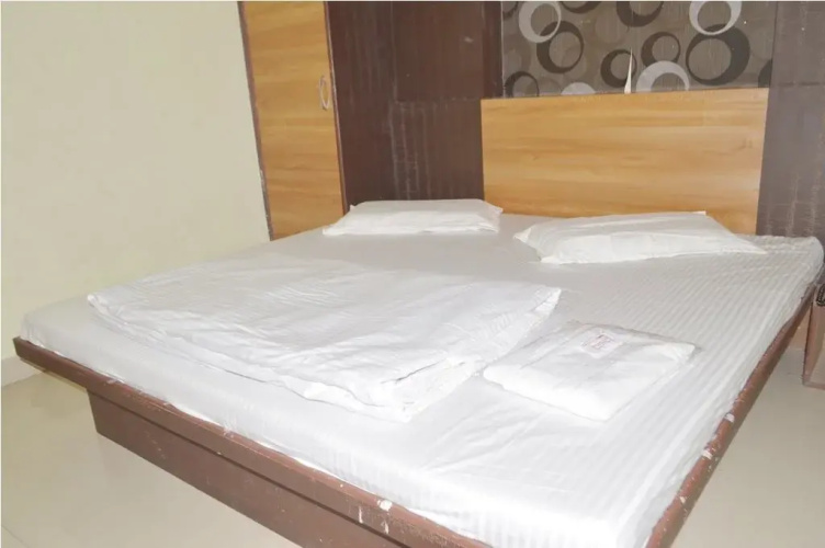 Hotel Sukh Suvidha Inn