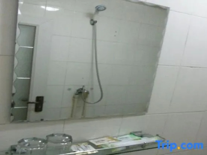 Shankee Hotel (Zibo Badaju RT-Mart)
