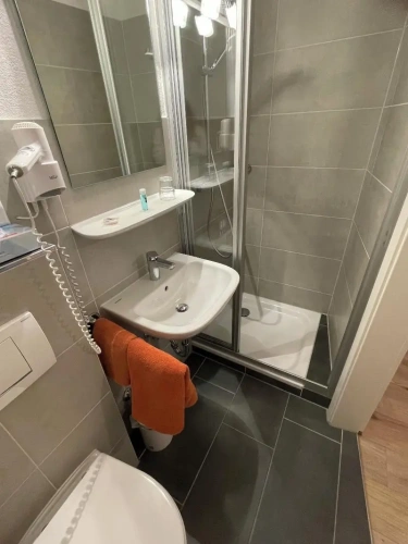 Standard Single room