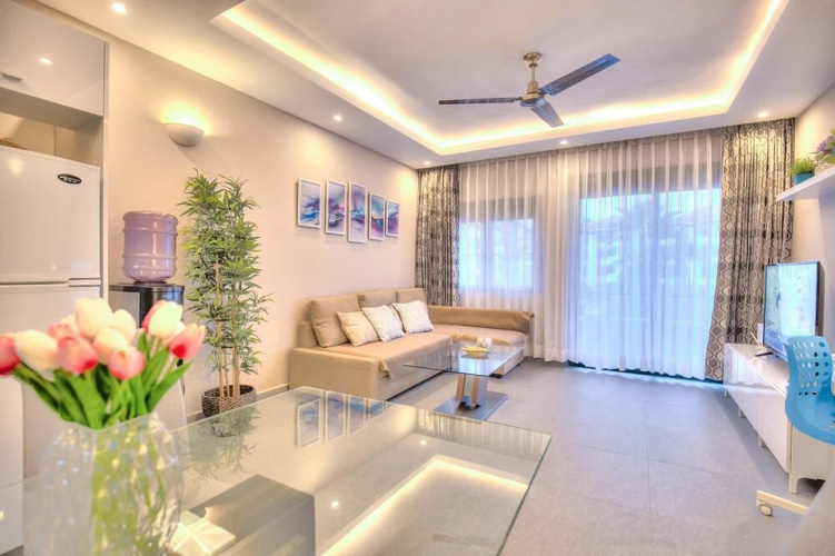 Beach Apartment 10mbps internet & Smart TV's