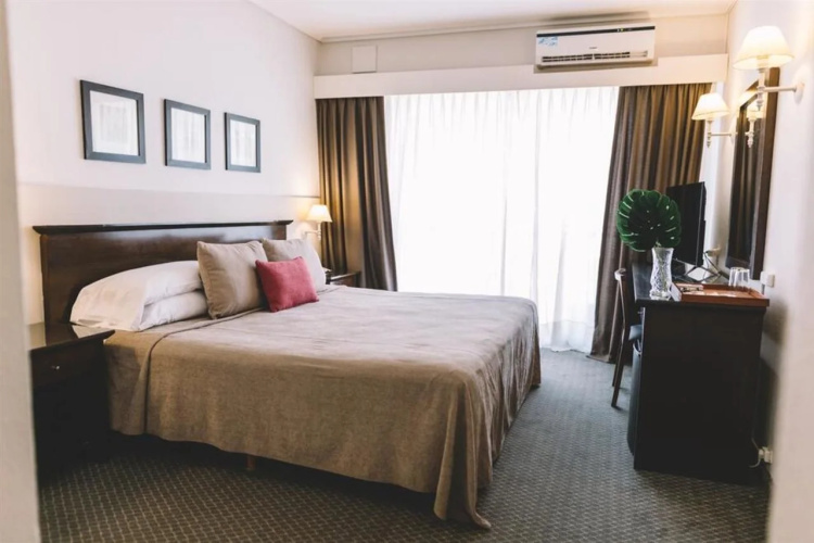 Dos Reyes Hotel