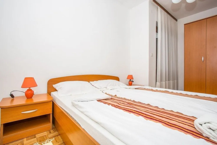 Apartments Adria