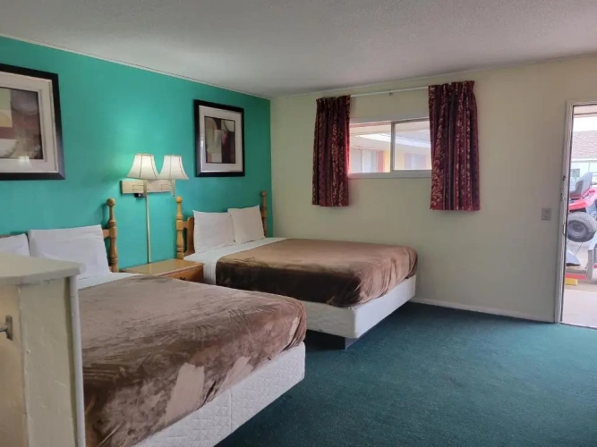 Standard Quadruple room