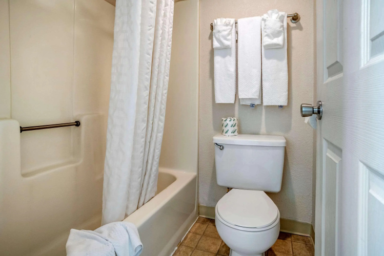 Econo Lodge Inn & Suites Resort - Rehoboth Beach photo 9