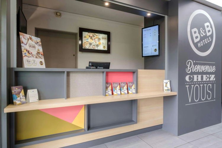 B&B HOTEL Calais Centre Saint-Pierre