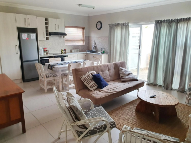 Acacia Four Seven Self-Catering