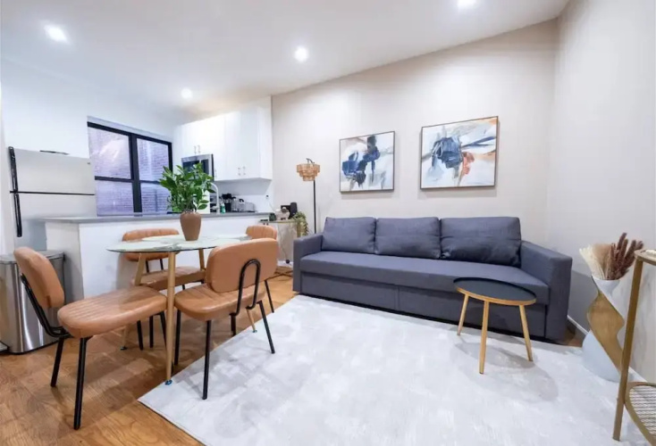 3 Bedroom Apartment Located In Manhattan