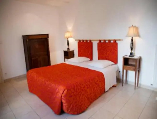 Hotel La Tour Des Plantes