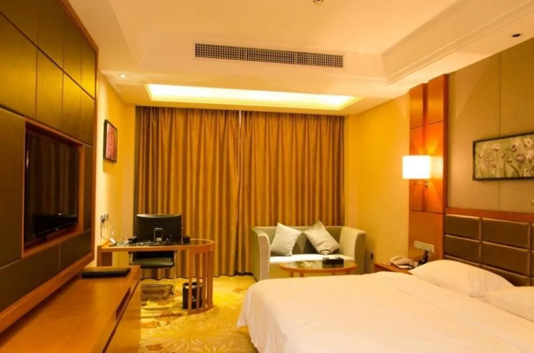 Lvbao Jin Hua Hotel